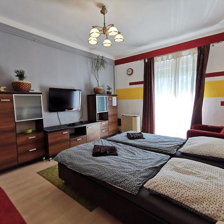Smart Business Apartman Miskolc Buitenkant foto