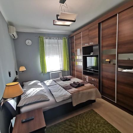 Smart Business Apartman Miskolc Buitenkant foto