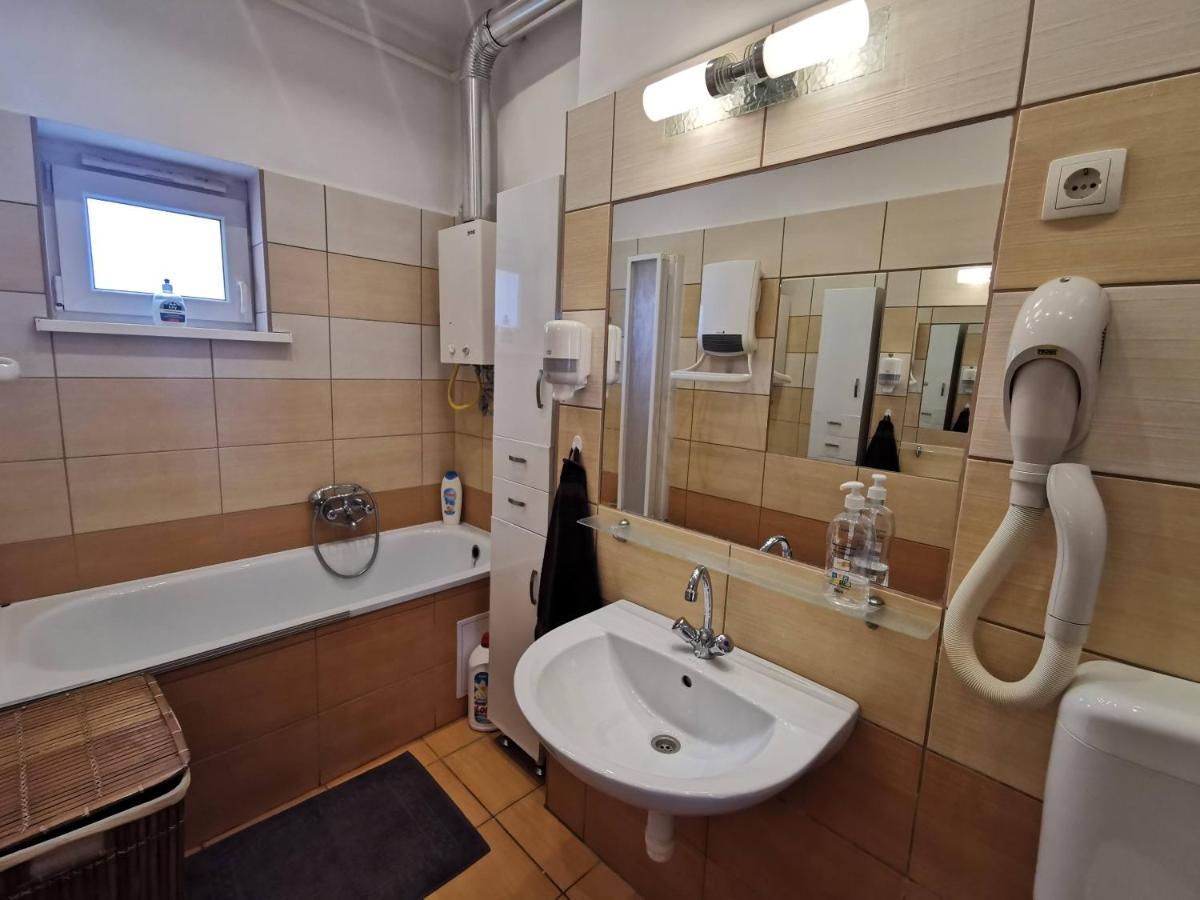 Smart Business Apartman Miskolc Buitenkant foto