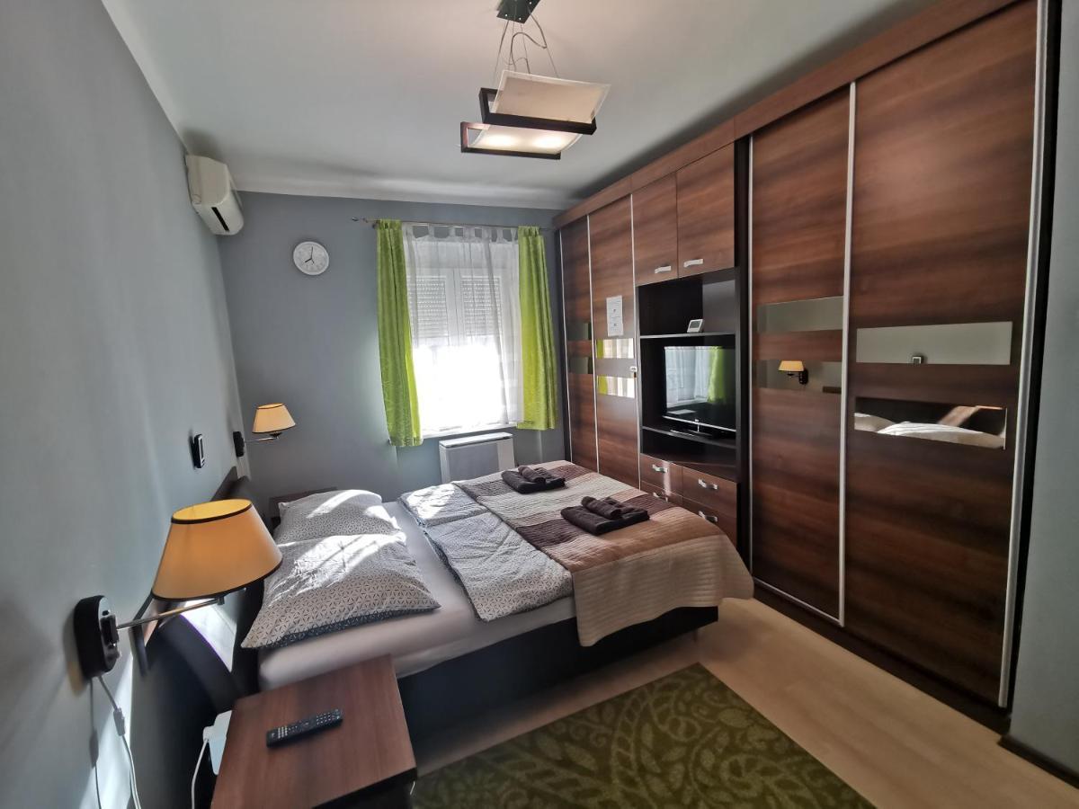 Smart Business Apartman Miskolc Buitenkant foto